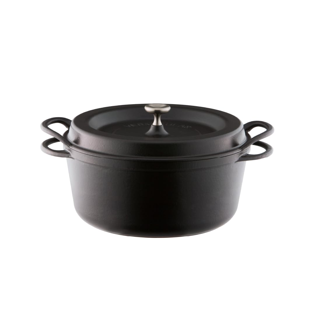 Vermicular Oven Pot 22cm (3.7qt), Enameled Cast Iron Pot - Natural Beige