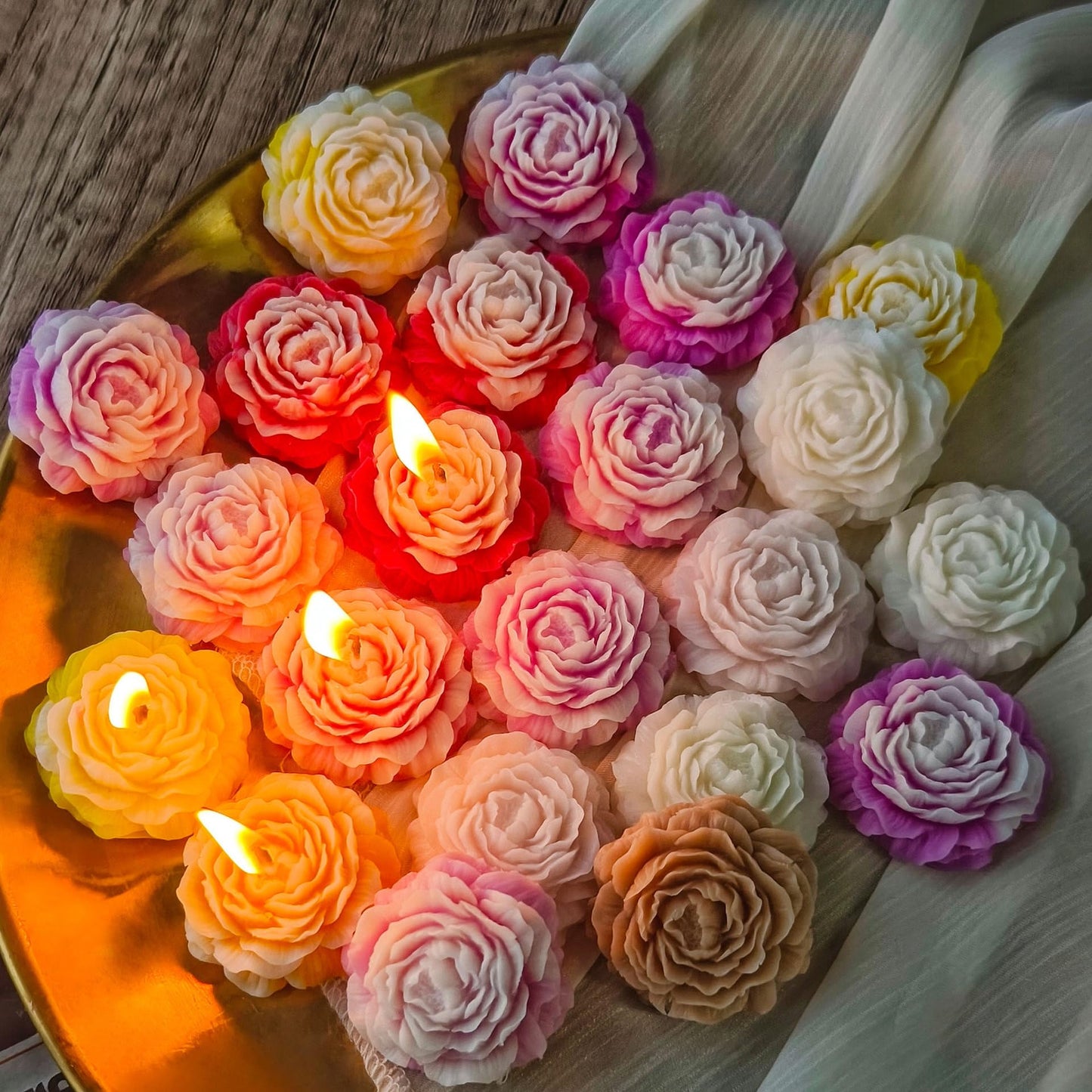 Rose in Hand Molds Hand Rose Resin Mold - Resin Casting Silicone Molds for Home Decor & Candle Making Wave Spiral Mold