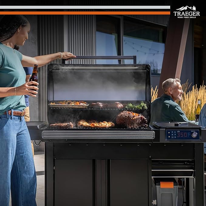 Traeger Woodridge Elite Wood Pellet Grill & Smoker, 970 Sq In, WiFi