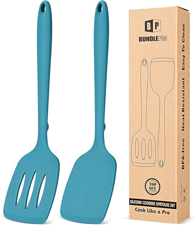 Pack of 2 Silicone Spatula Turners, Non Stick Slotted Kitchen Spatula Set, Heat Resistant BPA Free Kitchen Utensils, One-Piece Design, Suitable for Flipping Fish, Eggs, Steak, Pancakes (GREEN)