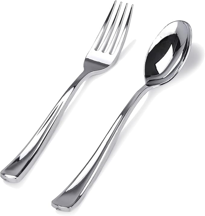 BUCLA 200 Piece Gold Plastic Silverware - Baroque Style Gold Plastic Forks and Spoons - 100 Forks and 100 Spoons for Weddings, Parties & Thanksgiving