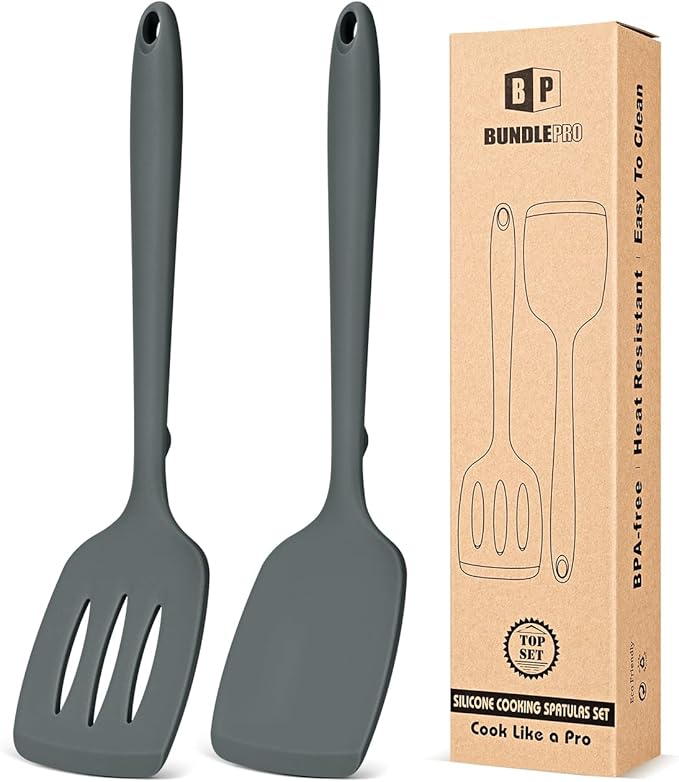 Pack of 2 Silicone Spatula Turners, Non Stick Slotted Kitchen Spatula Set, Heat Resistant BPA Free Kitchen Utensils, One-Piece Design, Suitable for Flipping Fish, Eggs, Steak, Pancakes (GREEN)