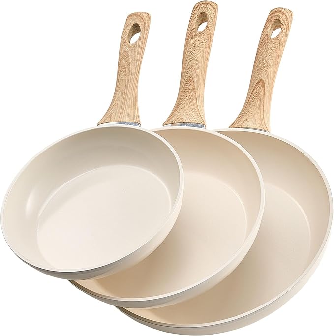 VEVOR Cast Iron Skillet, 4-Piece Frying Pan Set (6, 8, 10, 12 in), Skillets with Heat-Resistant Silicone Handle, Pre-Seasoned Chef's Pan, Kitchen Cookware, for Oven, Gas, Electrical, Induction, Black
