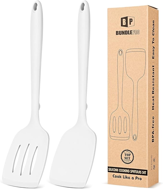 Pack of 2 Silicone Spatula Turners, Non Stick Slotted Kitchen Spatula Set, Heat Resistant BPA Free Kitchen Utensils, One-Piece Design, Suitable for Flipping Fish, Eggs, Steak, Pancakes (GREEN)