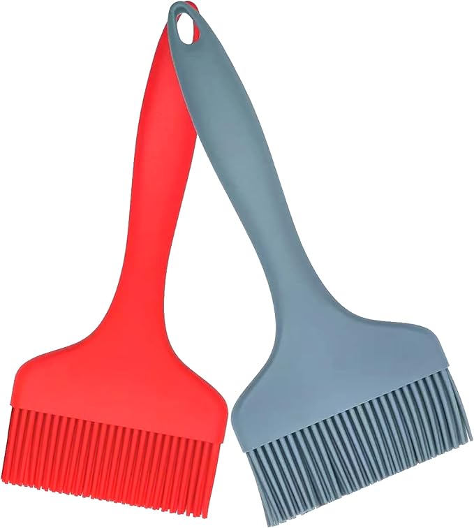 Minchsrin 2 Pcs Of Silicone Basting Brushes Heat Resistant Pastry Brush Oil brush BBQ Grill Brush Set One-Piece Design, Suitable For Barbecue Oven Teppanyaki Kitchen Cooking Easy Clean Black