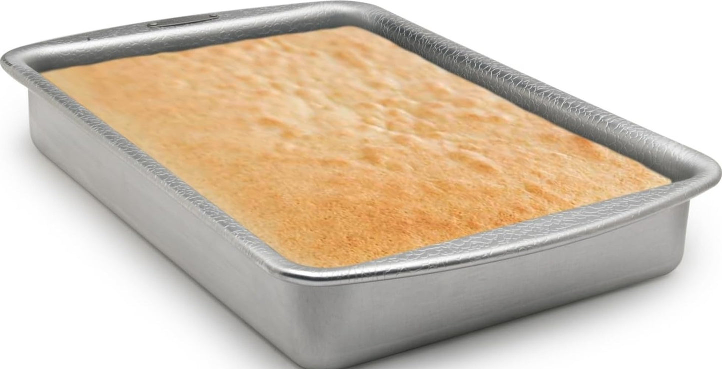 Doughmakers 9" Round Cake Commercial Grade Aluminum Bake Pan, Silver
