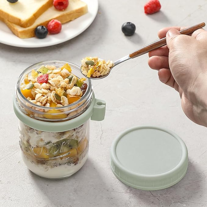 LANDNEOO 4 Pack Overnight Oats Containers with Lids and Spoons, 16 oz Glass Mason Jars with Airtight Lids, Overnight Oats Jars for Milk, Cereal, Fruit-Green