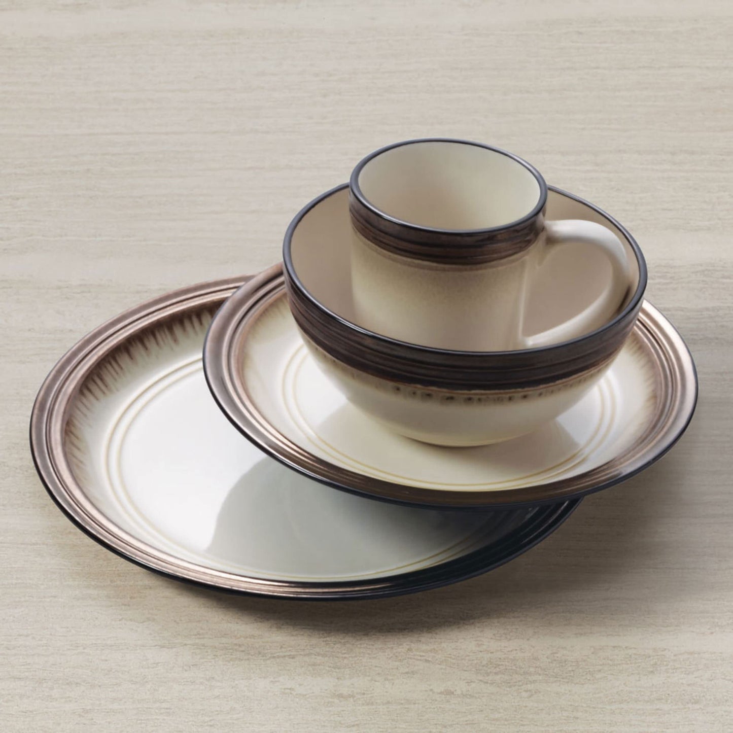 Gourmet Basics by Mikasa Bailey 16 Piece Dinnerware Set, Service for 4, Cream