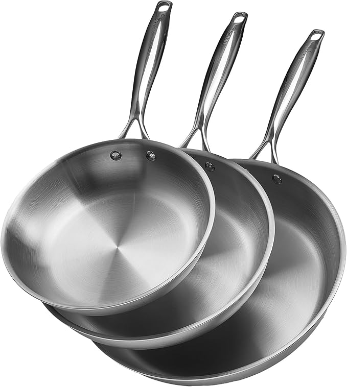 VEVOR Cast Iron Skillet, 4-Piece Frying Pan Set (6, 8, 10, 12 in), Skillets with Heat-Resistant Silicone Handle, Pre-Seasoned Chef's Pan, Kitchen Cookware, for Oven, Gas, Electrical, Induction, Black