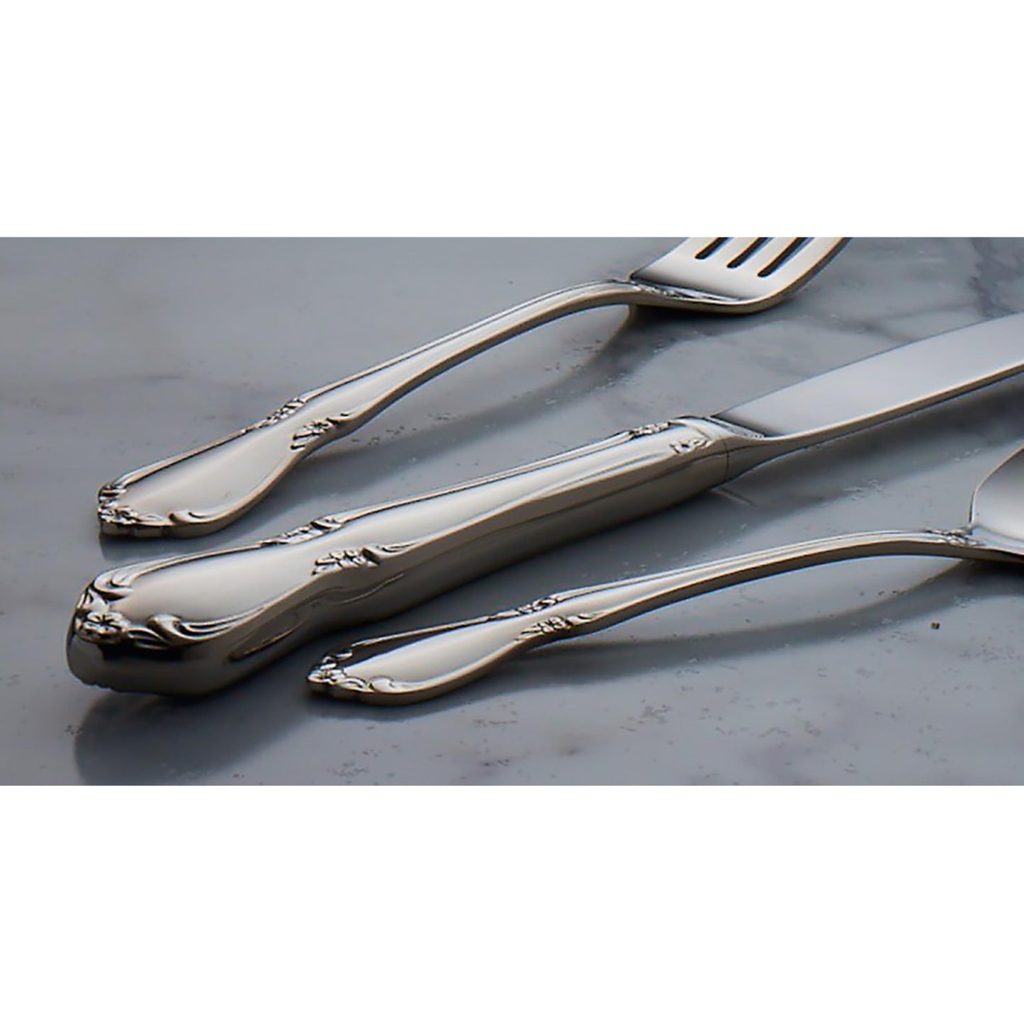 Oneida Chateau 5-Piece 18/10 Silverware Set for 1, Flatware