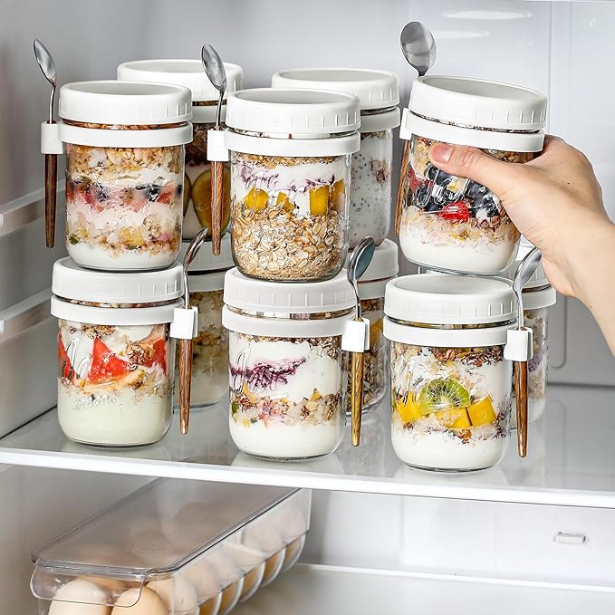 LANDNEOO 4 Pack Overnight Oats Containers with Lids and Spoons, 16 oz Glass Mason Jars with Airtight Lids, Overnight Oats Jars for Milk, Cereal, Fruit-White