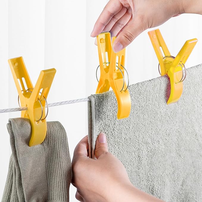 JABINCO Beach Towel Clips Chair Clips Towel Holder,Plastic Clothes Pegs Hanging Clip Clamps (Pack of 8)