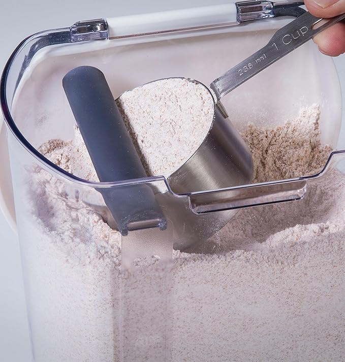 ProKeeper Flour Storage Container, 4-Quart, BPA-Free Plastic, Dishwasher Safe