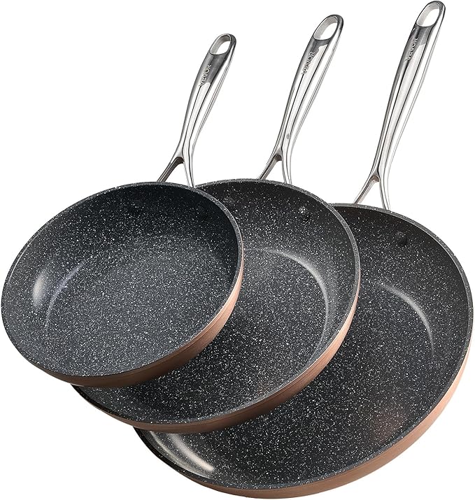 VEVOR Cast Iron Skillet, 4-Piece Frying Pan Set (6, 8, 10, 12 in), Skillets with Heat-Resistant Silicone Handle, Pre-Seasoned Chef's Pan, Kitchen Cookware, for Oven, Gas, Electrical, Induction, Black
