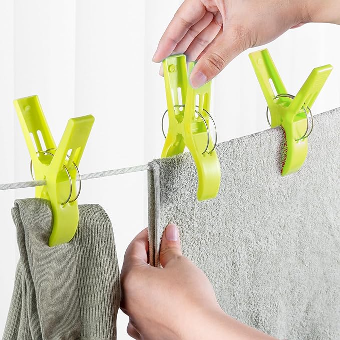 JABINCO Beach Towel Clips Chair Clips Towel Holder,Plastic Clothes Pegs Hanging Clip Clamps (Pack of 8)