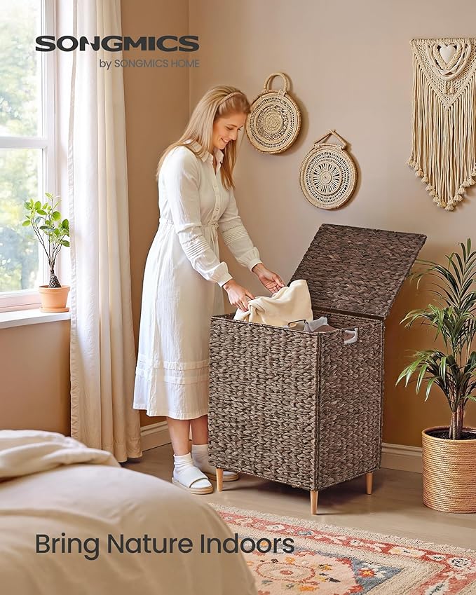 SONGMICS Laundry Hamper 2 Sections, 34.3 Gal. (130 L) Handwoven Water Hyacinth Wicker Laundry Basket with Lid, Natural Material, Removable Machine Washable Liners, Handles, Espresso ULCB202K01