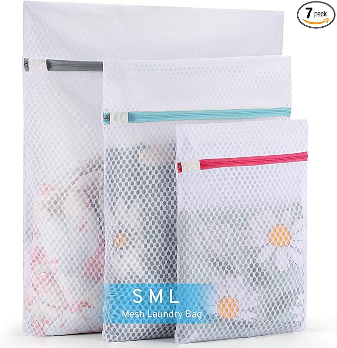 3 Pack 3 Size Durable Honeycomb Mesh Laundry Bags Set for Delicates with AUTO-Lock Zipper, Lingerie Bags for Washing Delicates, Laundry Bags Mesh Wash Bags, Delicates Laundry Bag