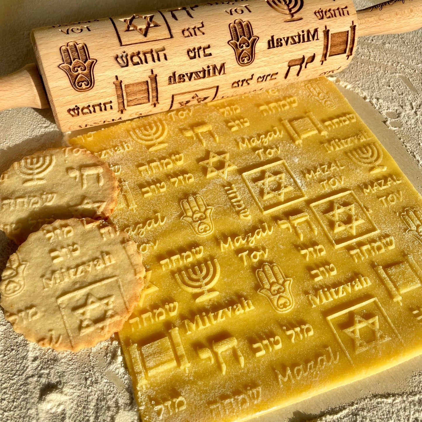 MELODY EMBOSSING ROLLING PIN with NOTES LASER ENGRAVED for EMBOSSED COOKIES GIFT FOR MUSICIAN