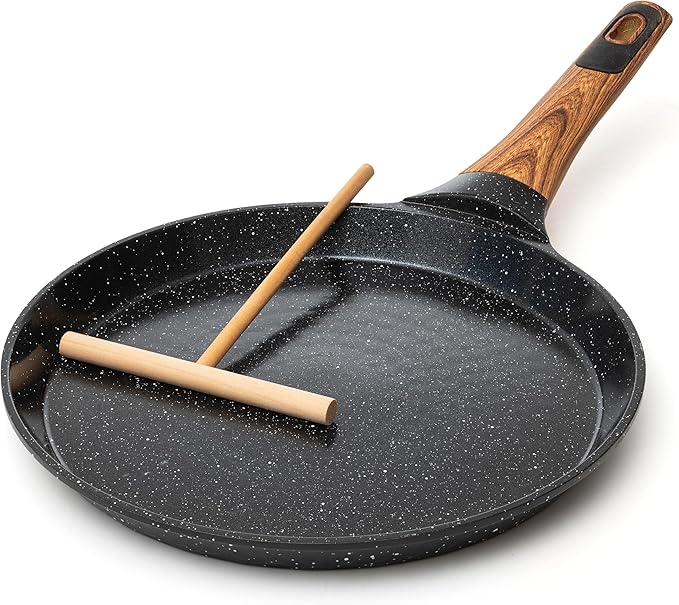 Moss & Stone 9.5-Inch Nonstick Crepe Pan with Spreader – Ceramic Dosa Tawa, Flat Skillet for Roti, Pancakes, Tortillas – Induction Compatible, Nonstick Pancake Pan for Stovetop Use, White