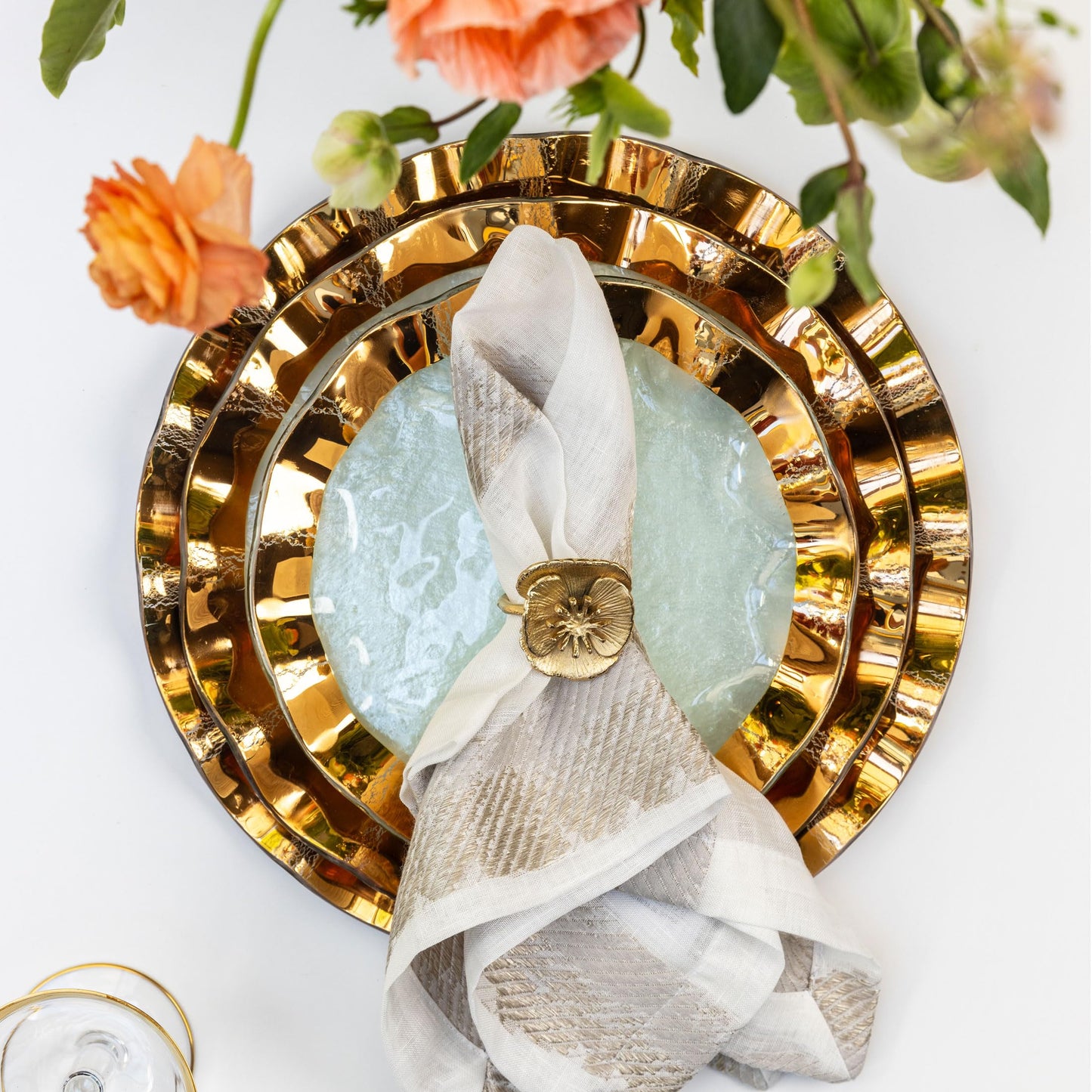 Annieglass Ruffle 8.25 x 6.5 Inch Dip Bowl with 24k Gold, Timeless Glass Tableware for all Occasions, Made in the USA