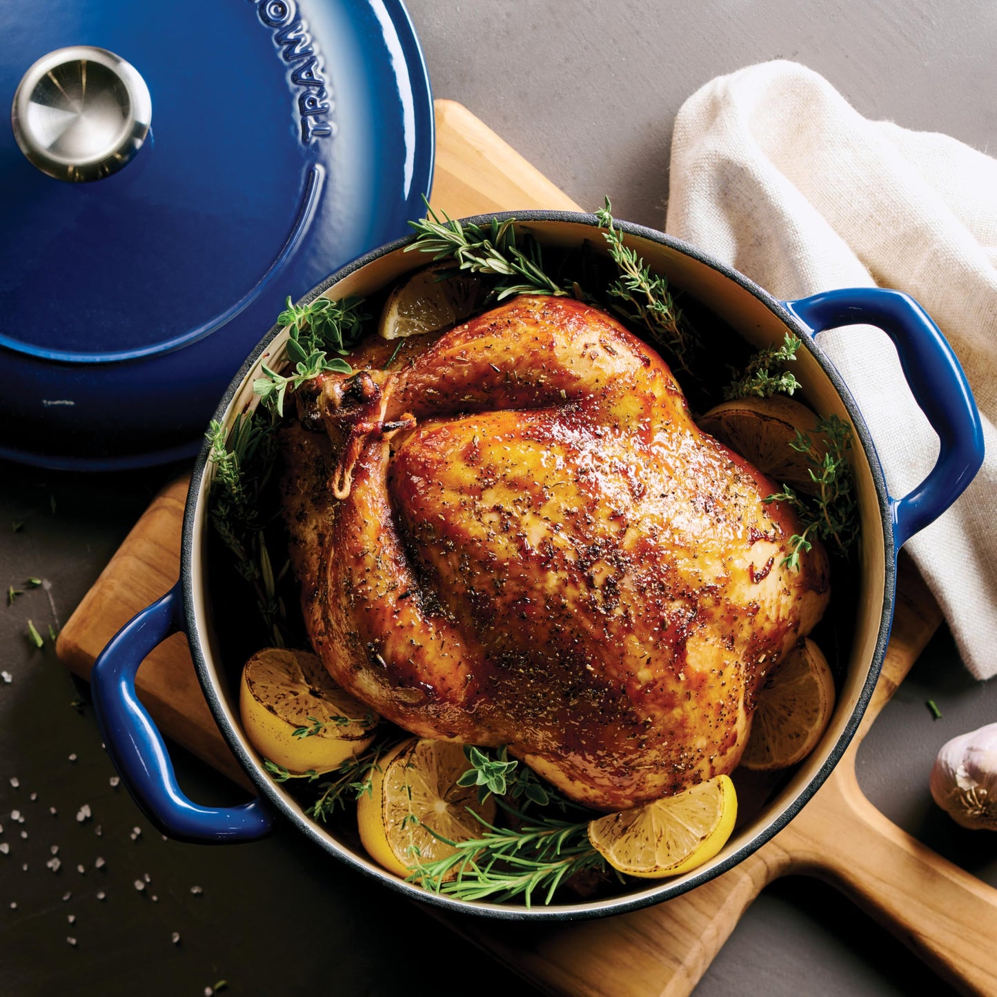 Tramontina Bestow Enameled Cast Iron 7-Qt Oval Dutch Oven Pot with Lid